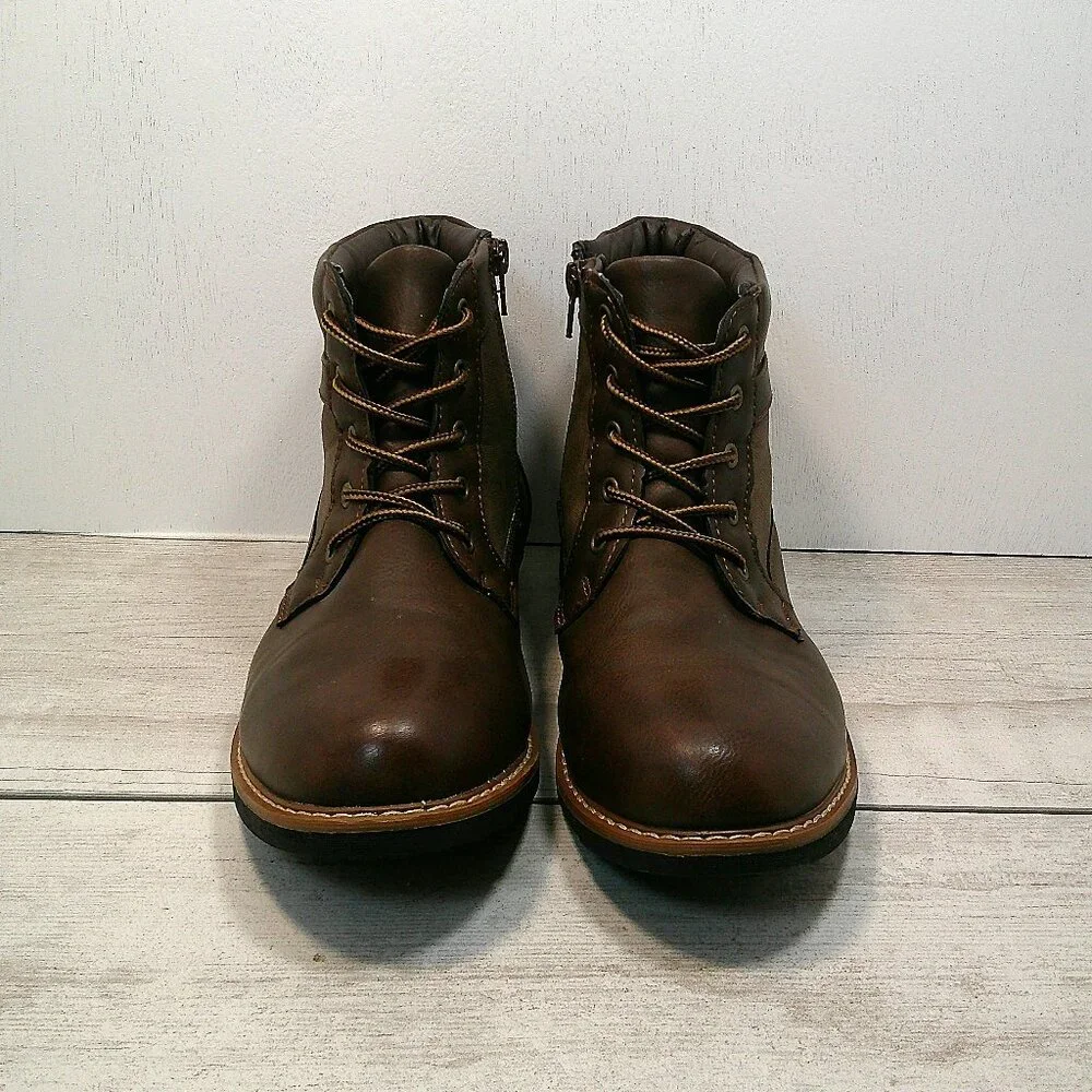 Steve Madden BBELAY Chukka Boots Youth Men's Kids Size 6 chocolate Brown Zip-Up